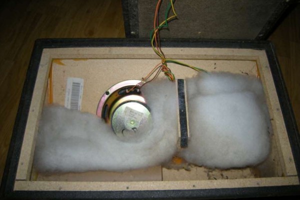 bose-acoustimass-5-series-i-subwoofer-inside-01 - What's ... nissan bose wiring diagram 