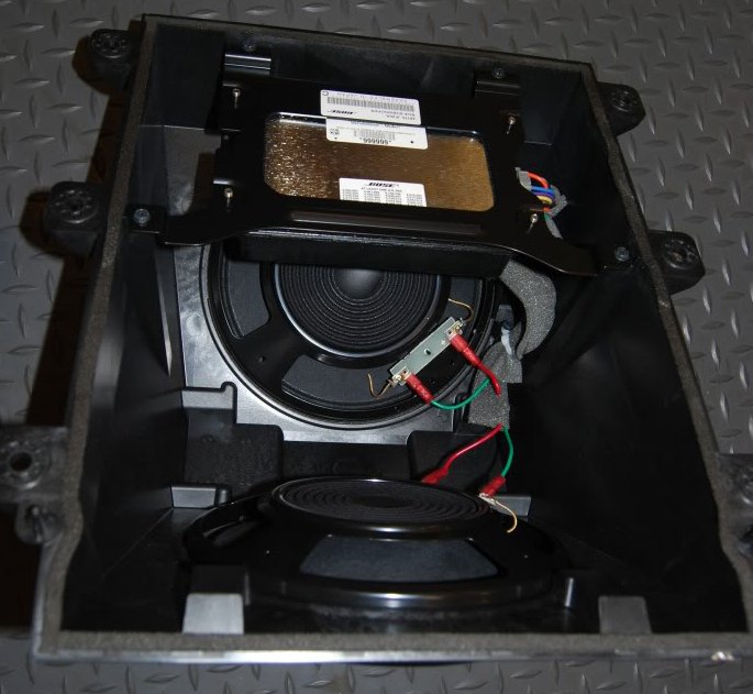 Bose Nissan GTR Sound system Subwoofer 1 What's Inside