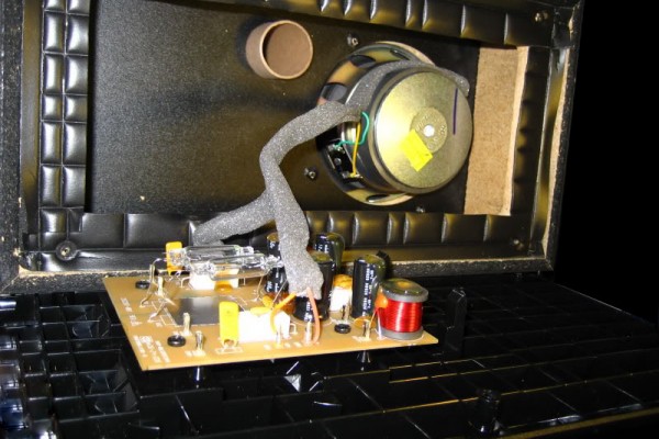 Bose Wave Radio Series I - What's Inside